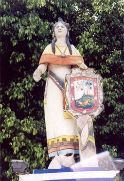 Estatua de La Malinche